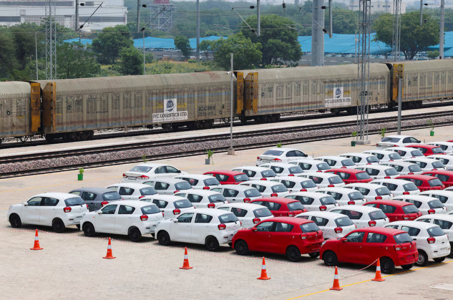 India Small Car Tax Cut as Modi Reforms Boost Stocks